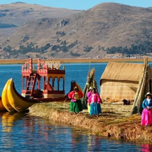 Lago Titicaca: Tour en Puno y Uros